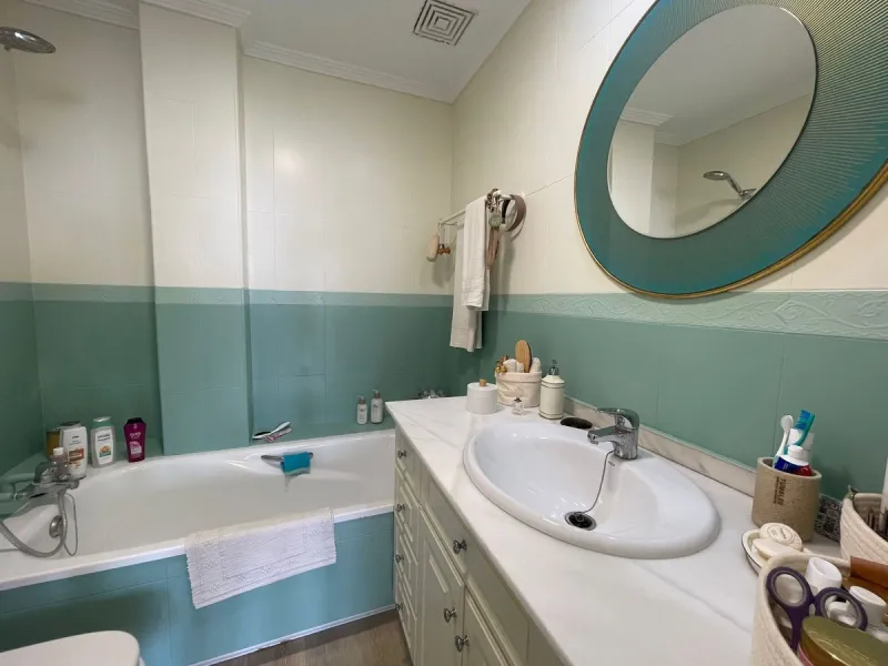Designer Penthouse Next to the Golf Course – Estepona