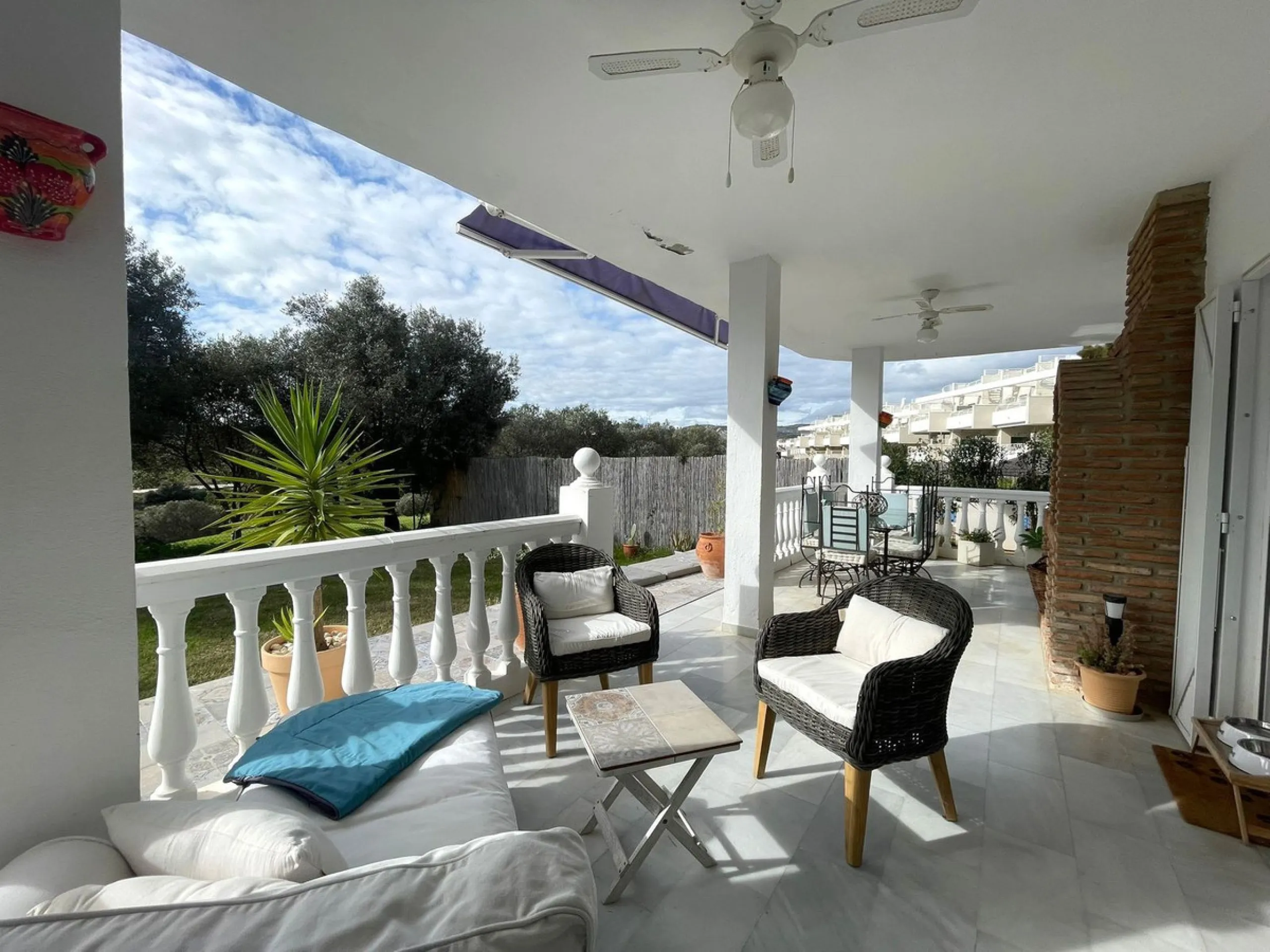 Designer Ground Floor Apartment with Private Garden – Estepona