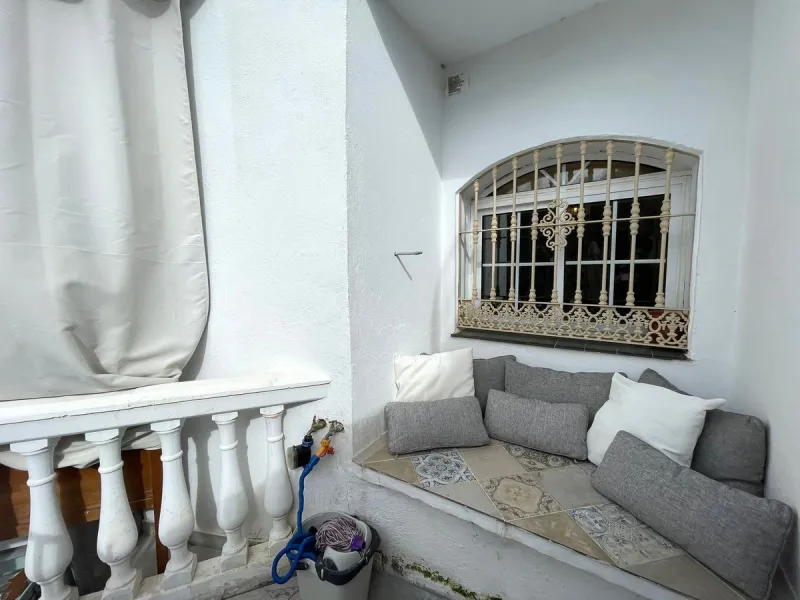Designer Ground Floor Apartment with Private Garden – Estepona