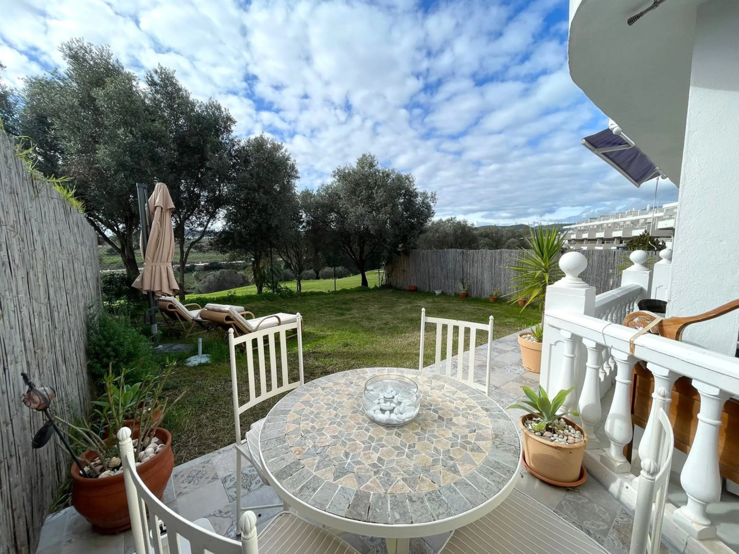 Designer Ground Floor Apartment with Private Garden – Estepona