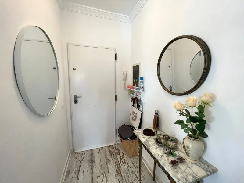 Designer Ground Floor Apartment with Private Garden – Estepona
