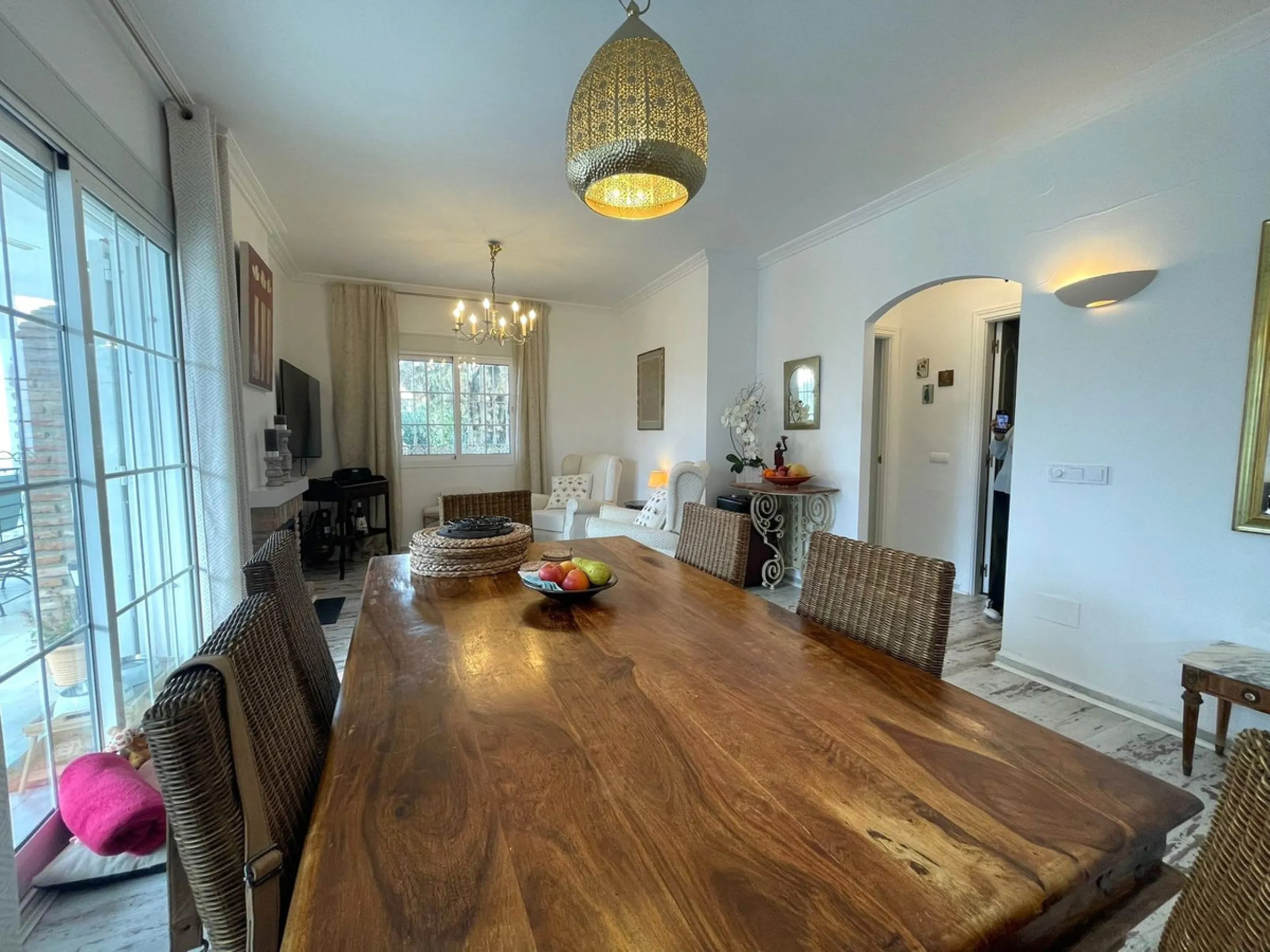 Designer Ground Floor Apartment with Private Garden – Estepona
