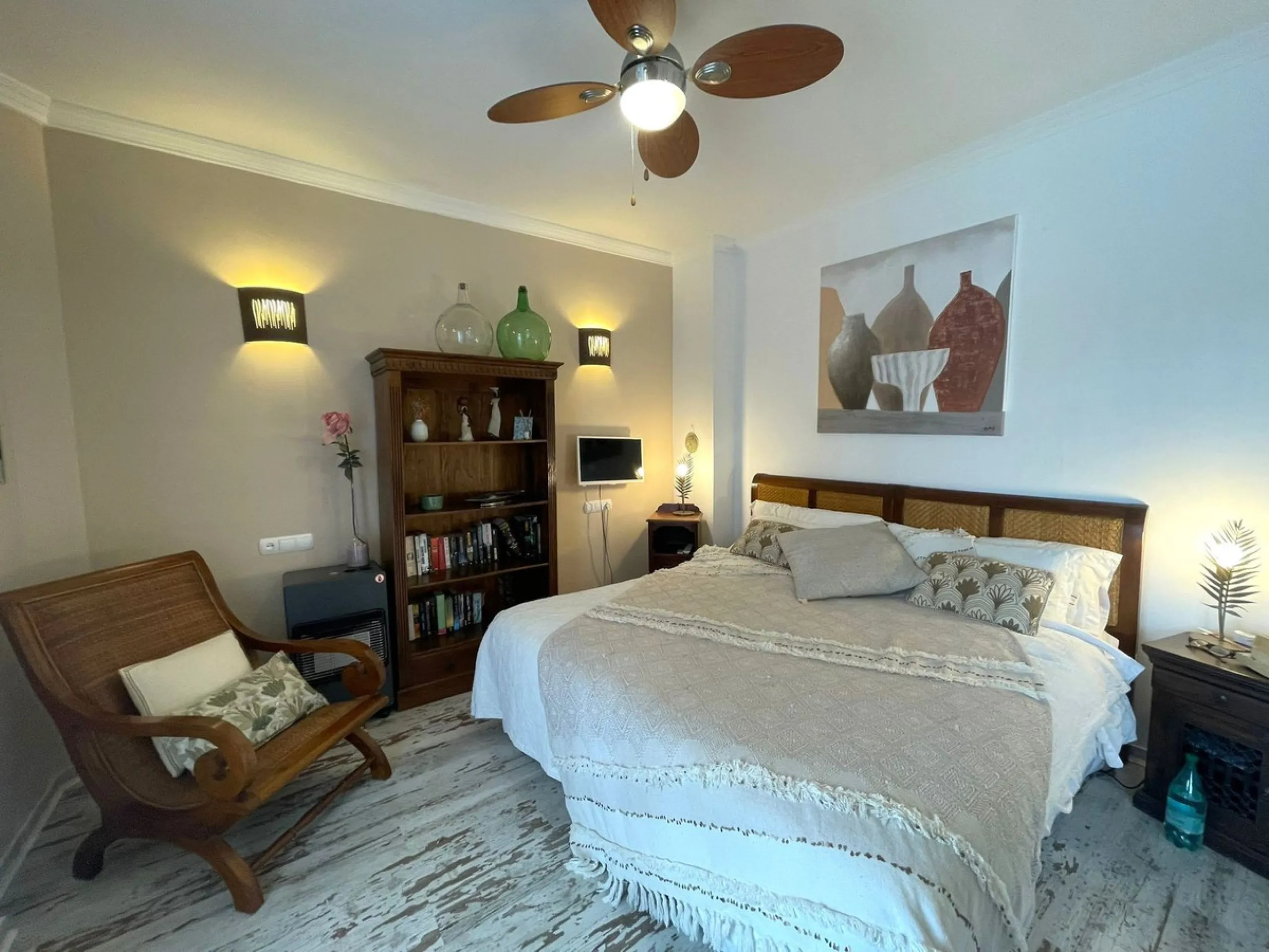 Designer Ground Floor Apartment with Private Garden – Estepona