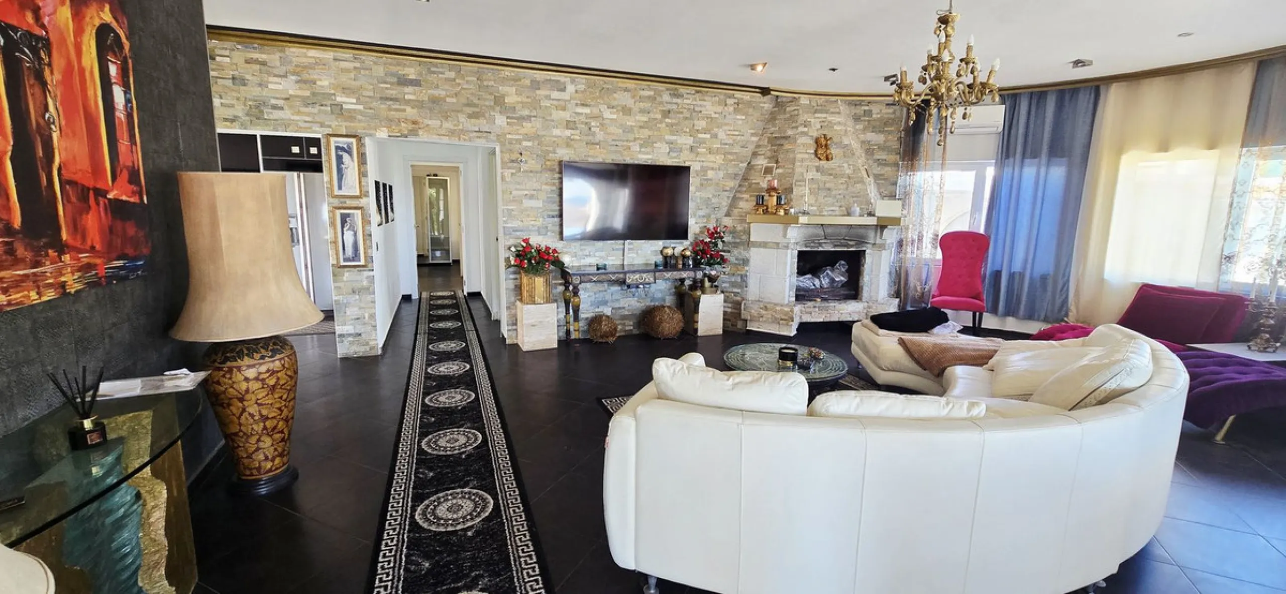 Investment Opportunity: Versatile Villa Ideal for Co‑Living, Boutique B&B or Multi‑Unit Living