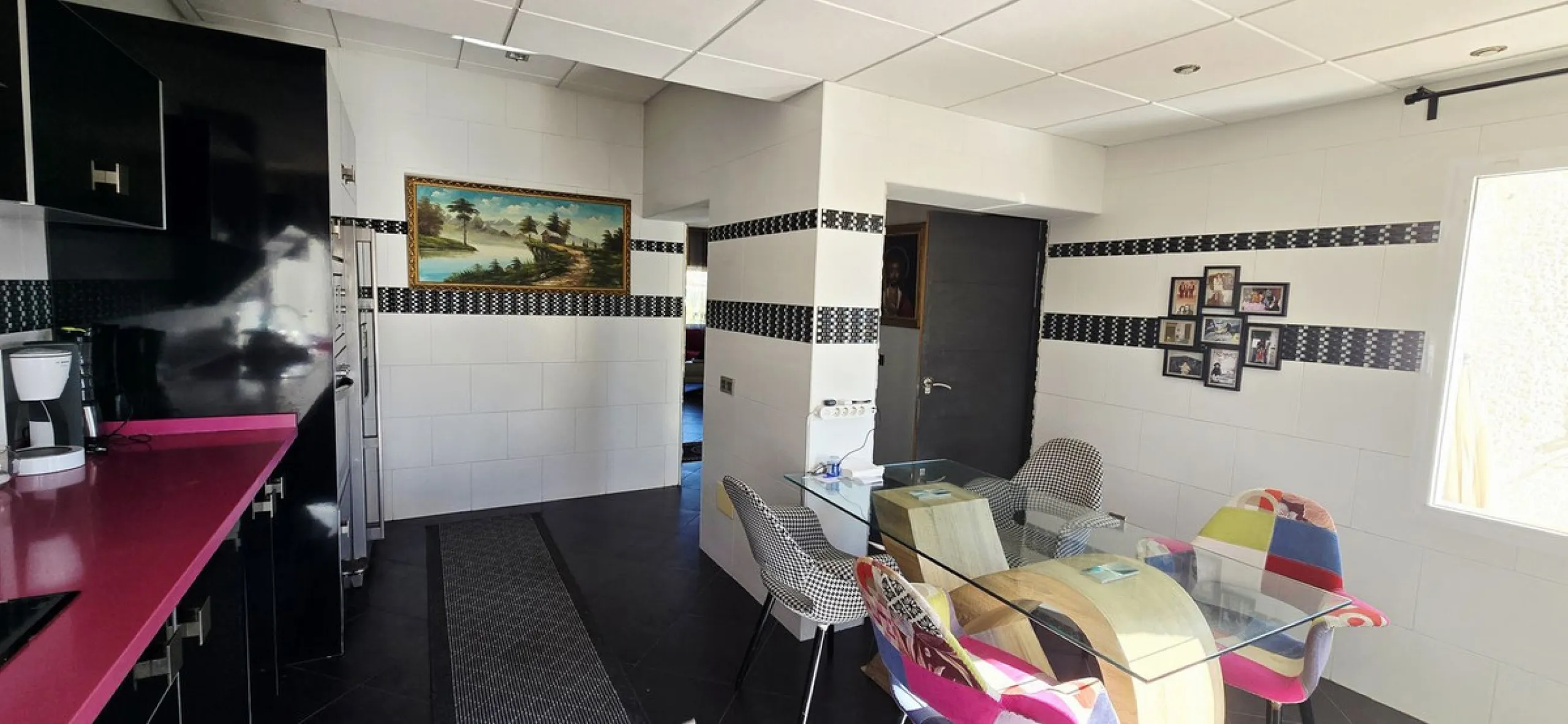 Investment Opportunity: Versatile Villa Ideal for Co‑Living, Boutique B&B or Multi‑Unit Living