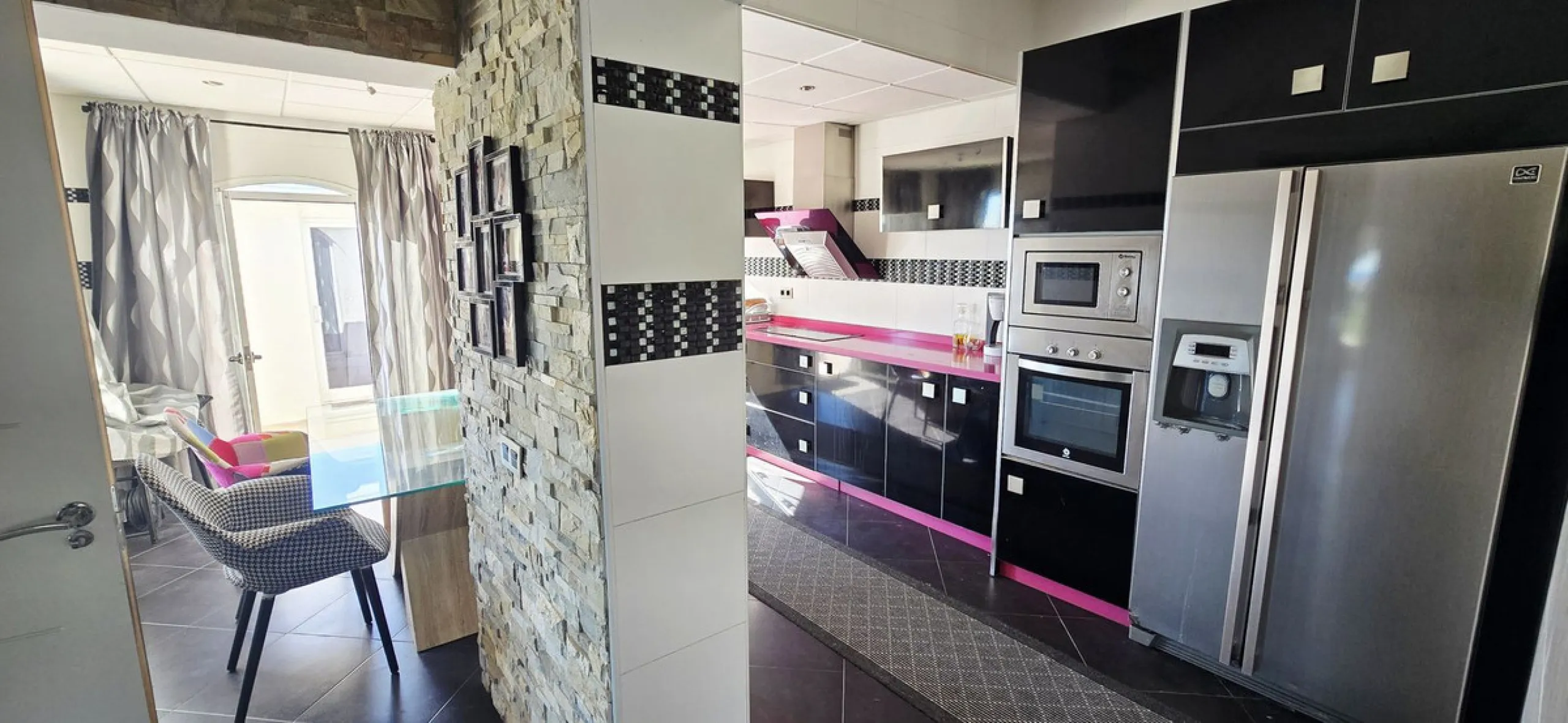 Investment Opportunity: Versatile Villa Ideal for Co‑Living, Boutique B&B or Multi‑Unit Living