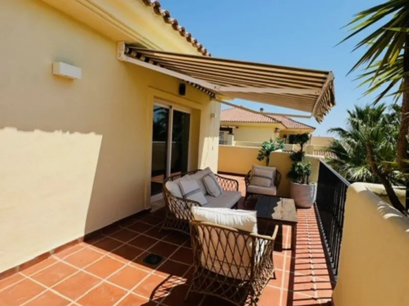Apartment - Penthouse в продаже в Mijas, Málaga. В доме 3 спален и 2 ванных комнат. Площадь дома 118 м²