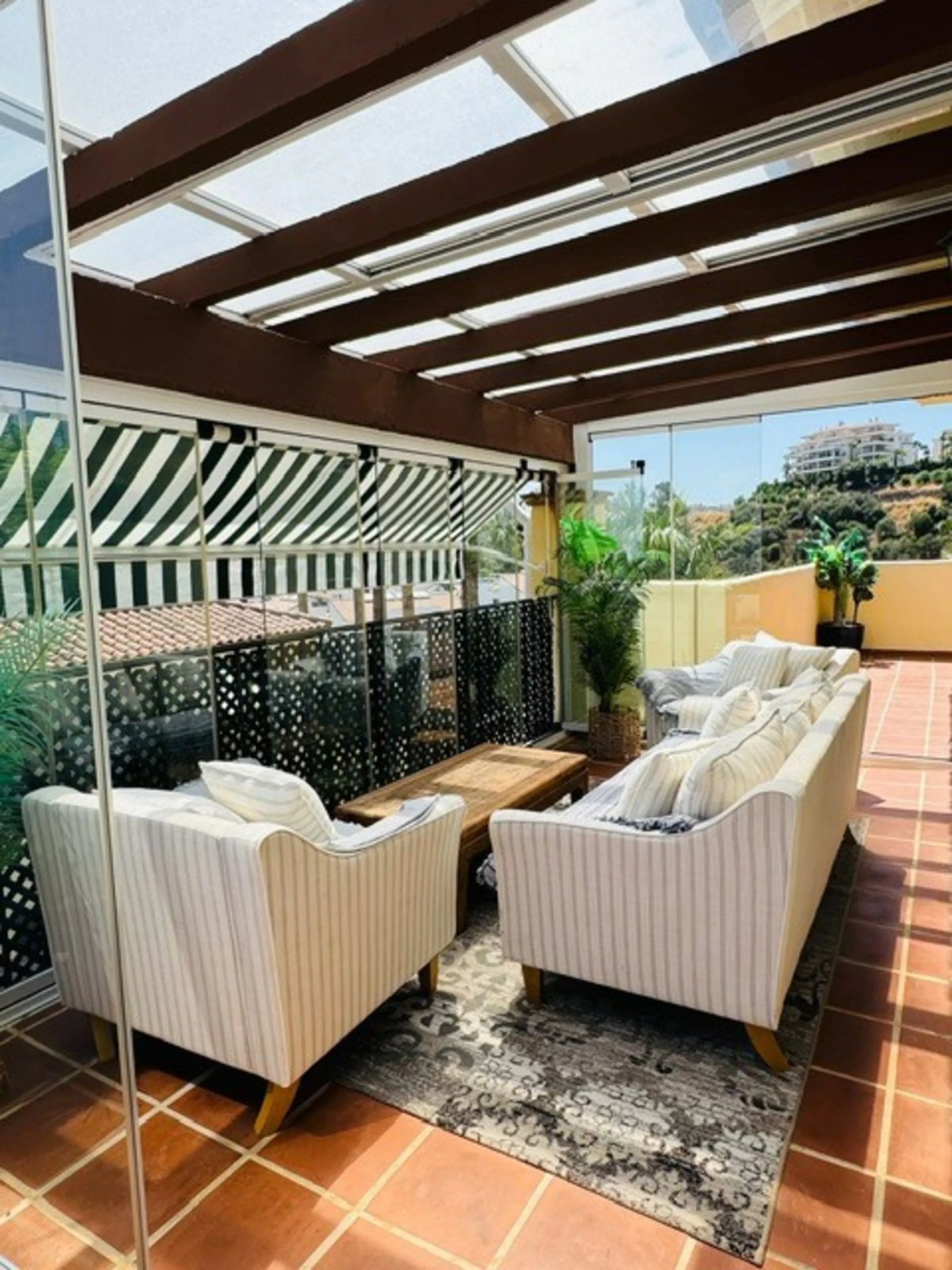Apartment - Penthouse в продаже в Mijas, Málaga. В доме 3 спален и 2 ванных комнат. Площадь дома 118 м²
