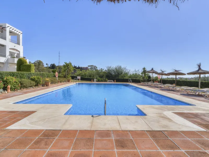 Apartment - Middle Floor Apartment в продаже в Benahavís, Málaga. В доме 3 спален и 2 ванных комнат. Площадь дома 110 м²