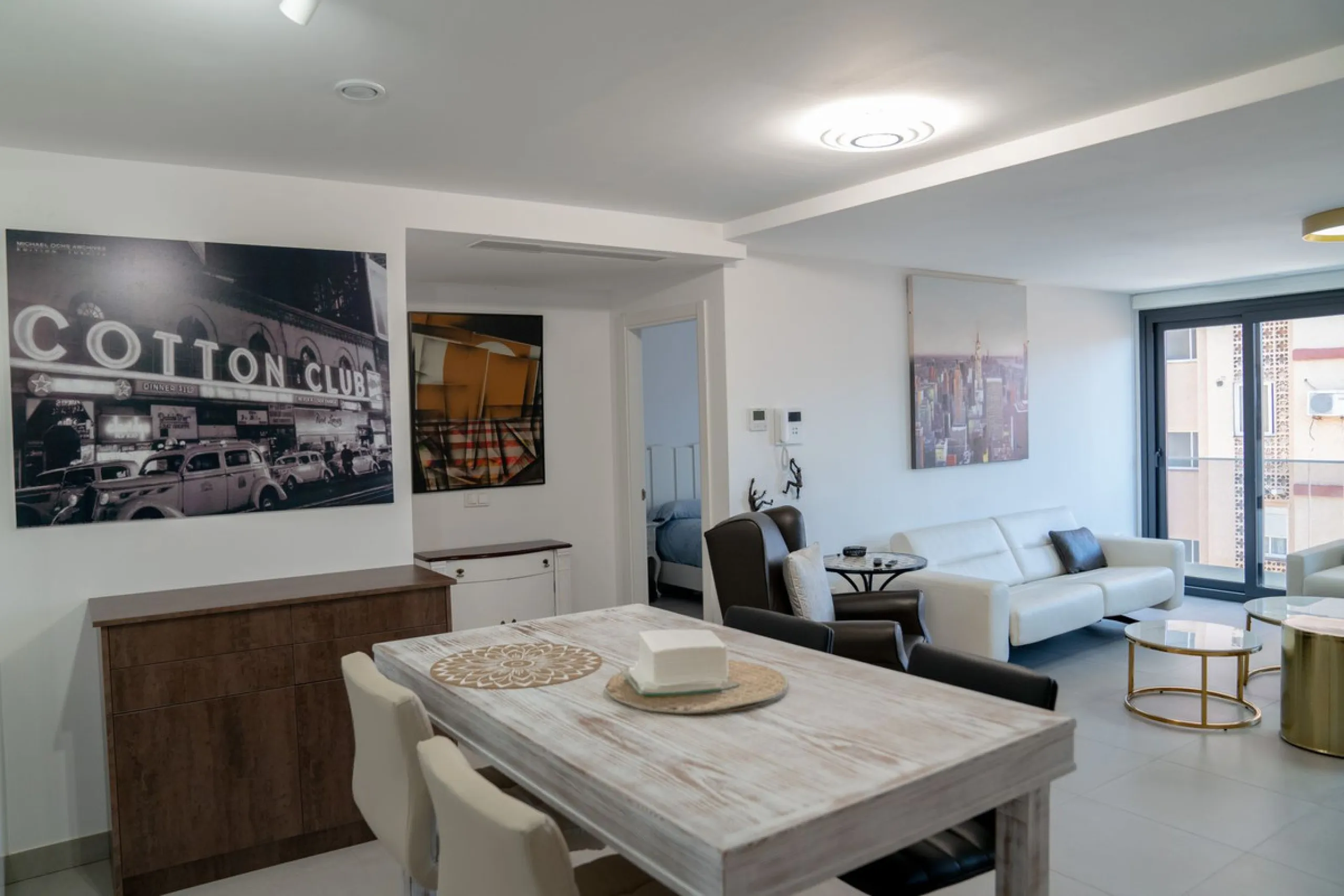 ✨ LIVE THE CITY CENTER. ENJOY THE BEACH. EVERYTHING WITHIN REACH ✨