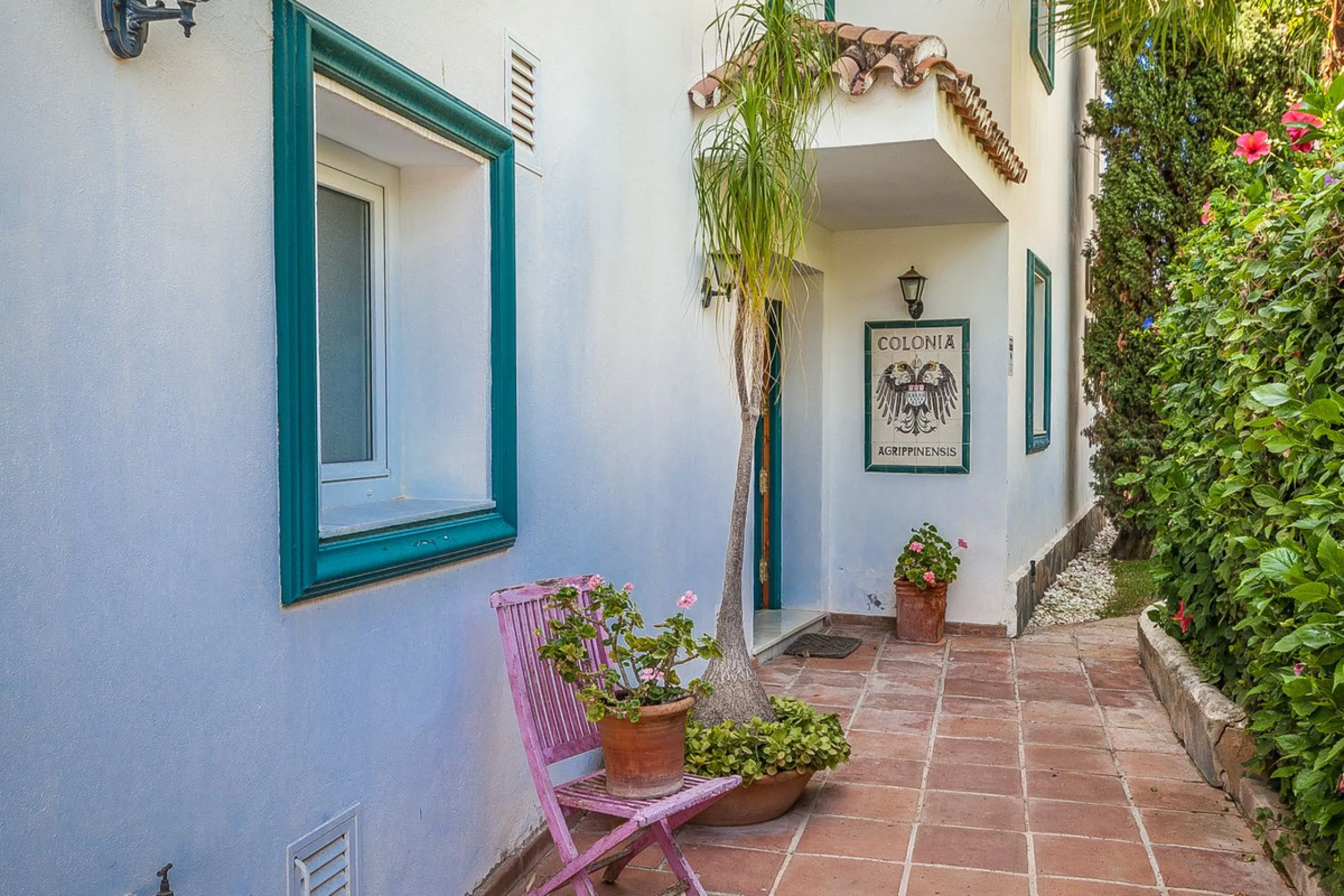 Nestled in the highly sought-after beachside community of Marbesa, this majestic villa exudes charm and character. Designed with timeless style and elegant details, the property offers a warm and inviting atmosphere, perfectly blending classic Mediterrane