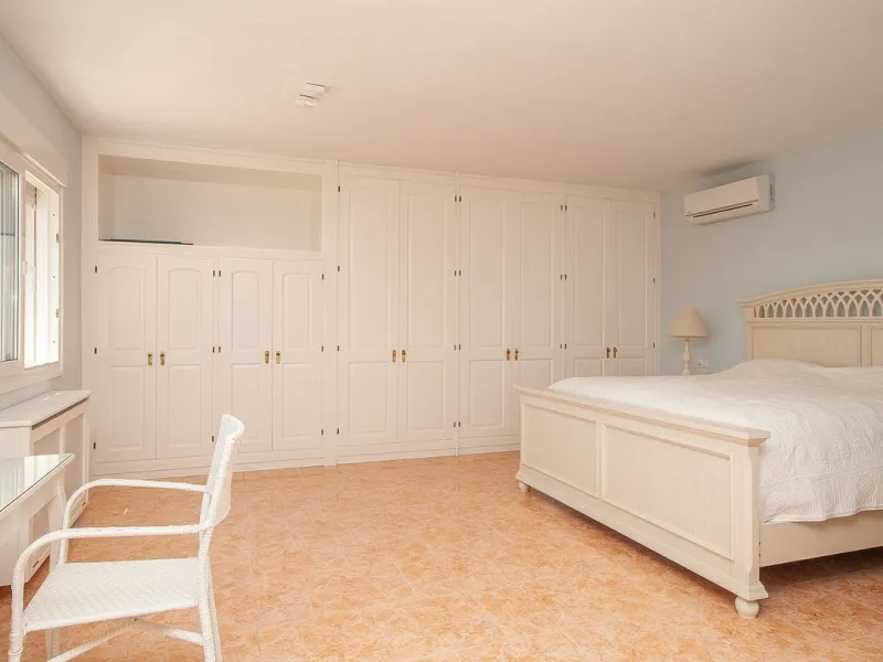 Nestled in the highly sought-after beachside community of Marbesa, this majestic villa exudes charm and character. Designed with timeless style and elegant details, the property offers a warm and inviting atmosphere, perfectly blending classic Mediterrane