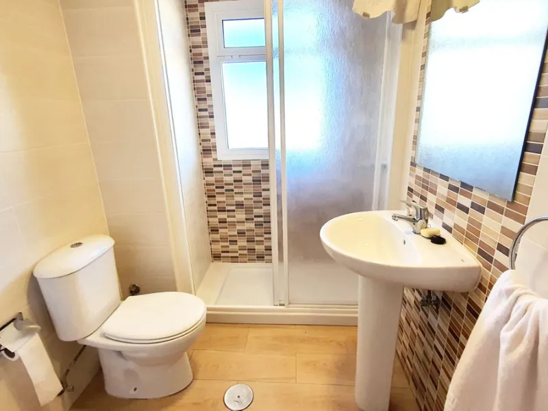 Lovely 2 bedroom apartment front line beach with a large wrap around terrace. This property offers a double bedroom and smaller one, fully equipped kitchen, bathroom and lounge dining with terrace, boasting stunning sea and mountain views. It isset in a b