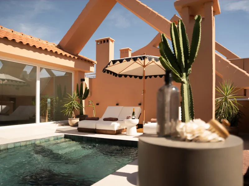 Apartment - Penthouse в продаже в Marbella, Málaga. В доме 3 спален и 3 ванных комнат. Площадь дома 170 м²