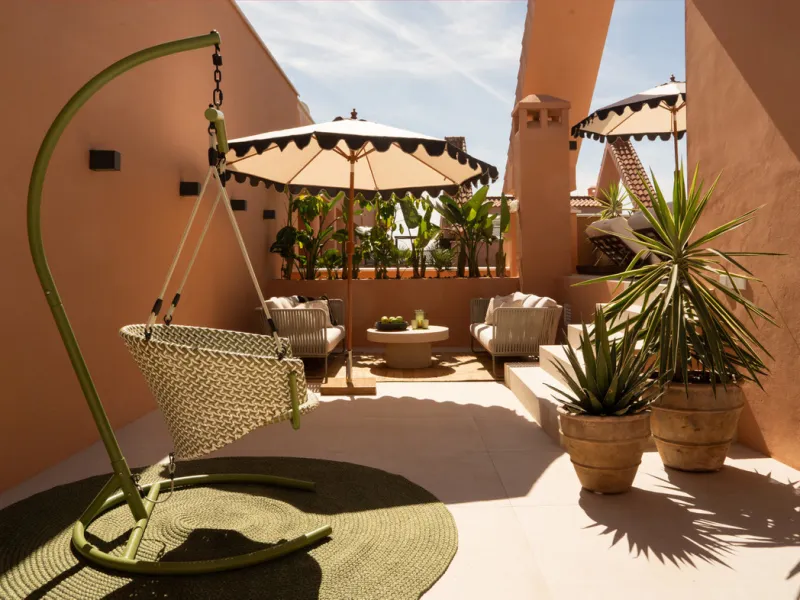Apartment - Penthouse в продаже в Marbella, Málaga. В доме 3 спален и 3 ванных комнат. Площадь дома 170 м²