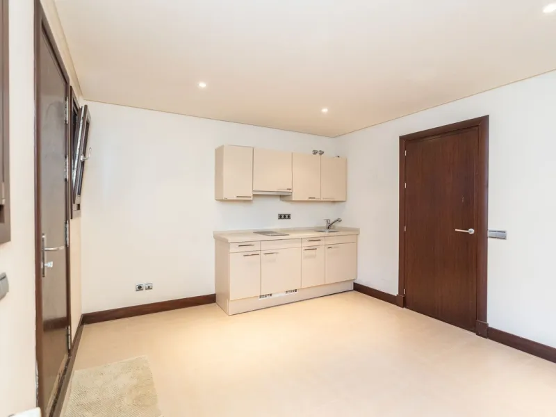 Superb Andalusian style villa located in the first line of golf.