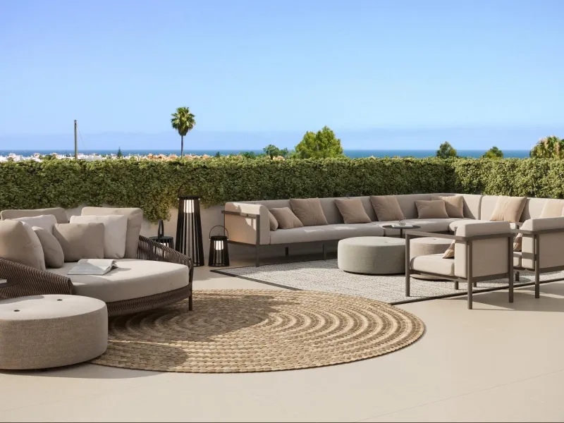 Luxury New Build Villas, Apartments and Townhouses in San Pedro de Alcantara Marbella& & Exclusive Residential Development Near the Beach& & Discover this exceptional new development offering a unique collection of villas, townhouses and apart