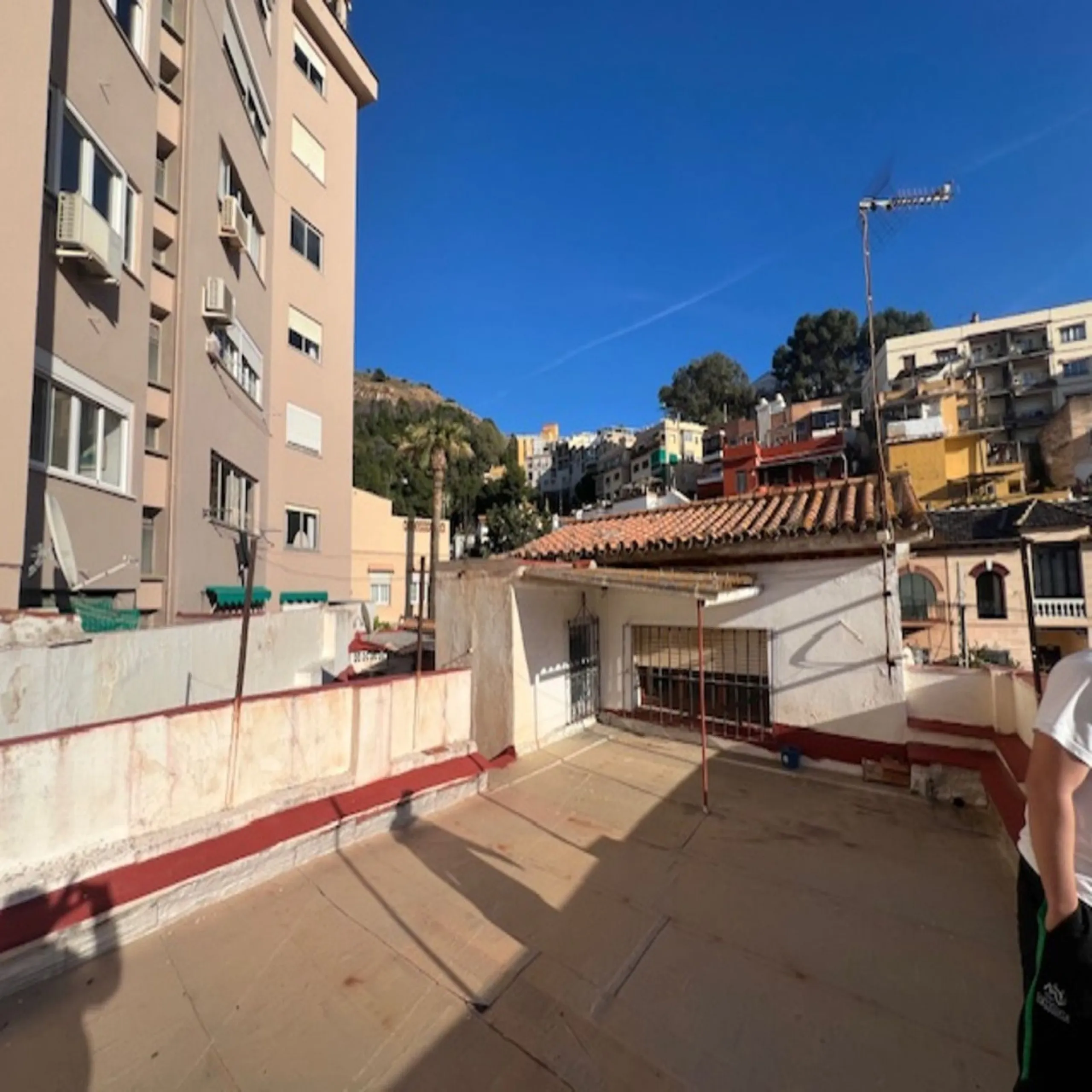 Large house almost in the center of Malaga.