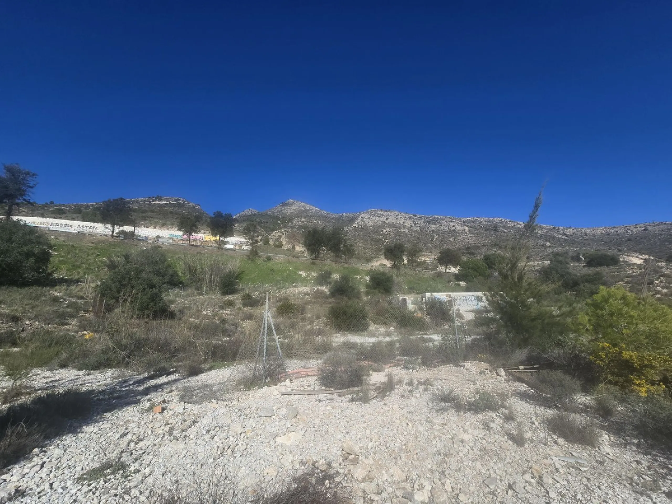 Development land with approval to construct 46 apartments - Stunning sea views