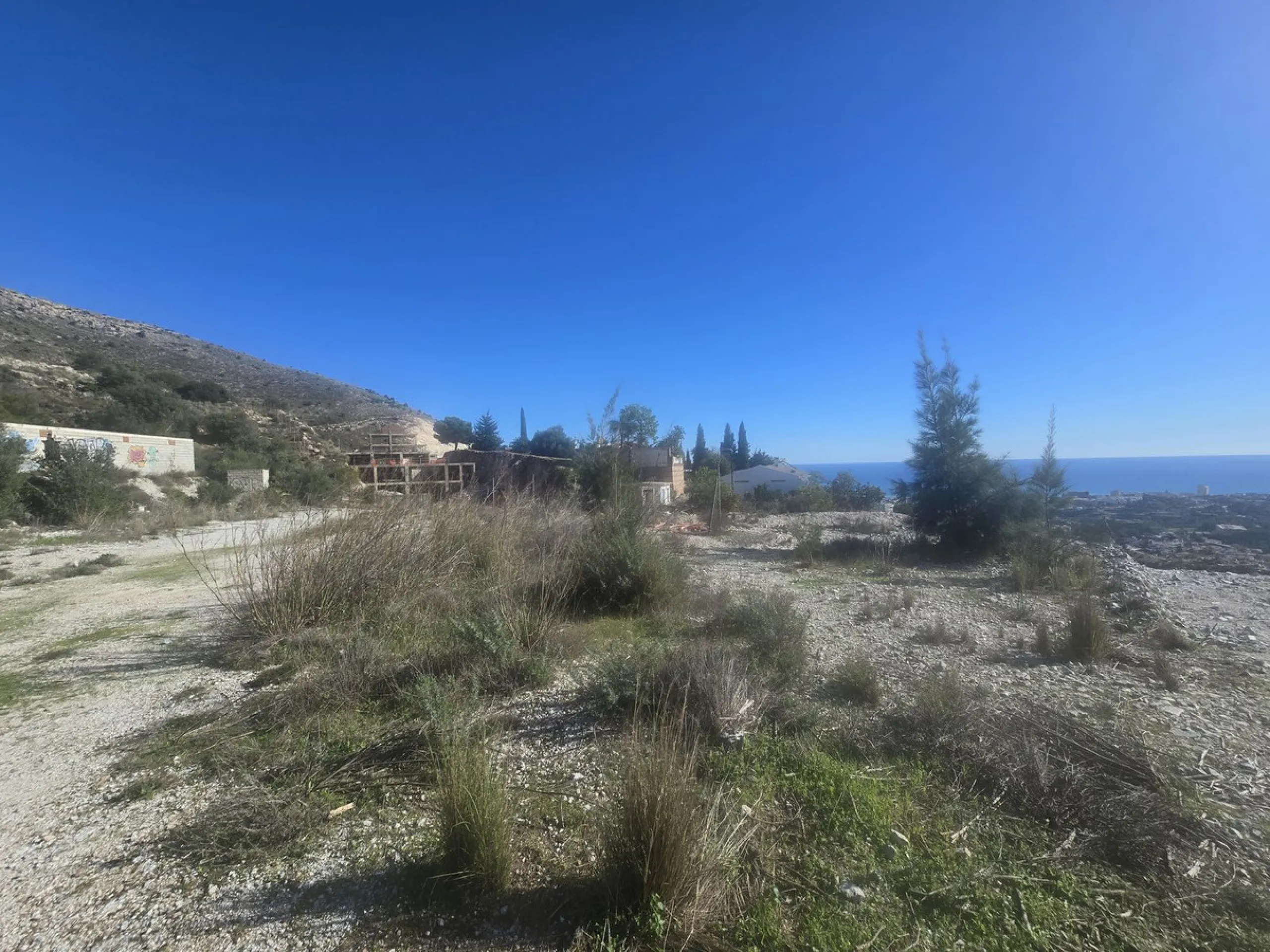 Development land with approval to construct 46 apartments - Stunning sea views