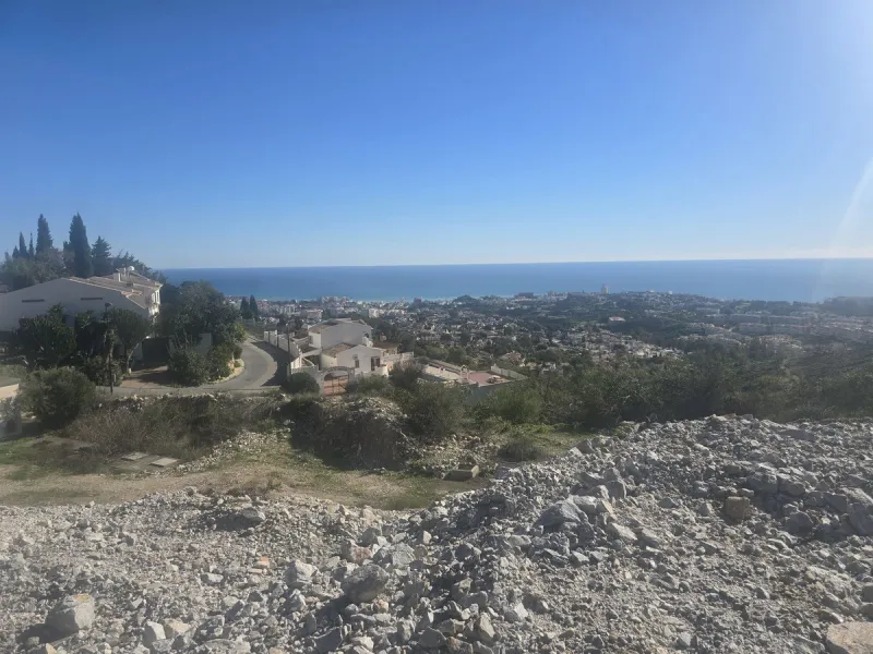 Development land with approval to construct 46 apartments - Stunning sea views