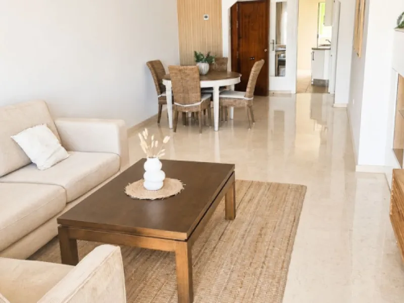 Apartment - Penthouse в продаже в Marbella, Málaga. В доме 2 спален и 2 ванных комнат. Площадь дома 111 м²