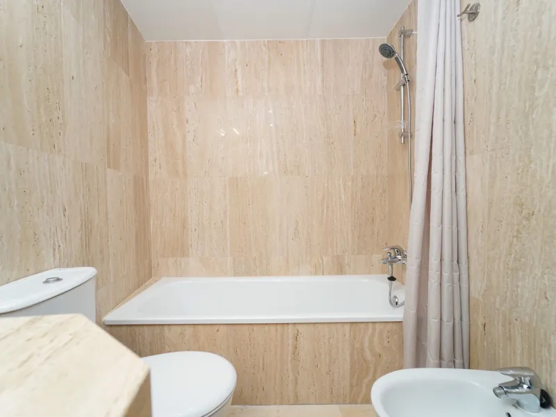 Apartment - Penthouse в продаже в Marbella, Málaga. В доме 2 спален и 2 ванных комнат. Площадь дома 111 м²