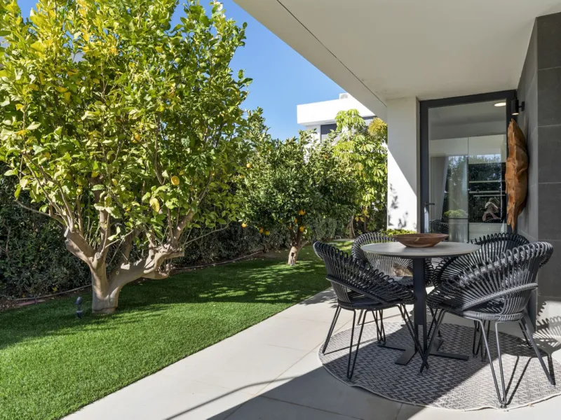 Contemporary and high-quality villa in La Duquesa, Manilva!