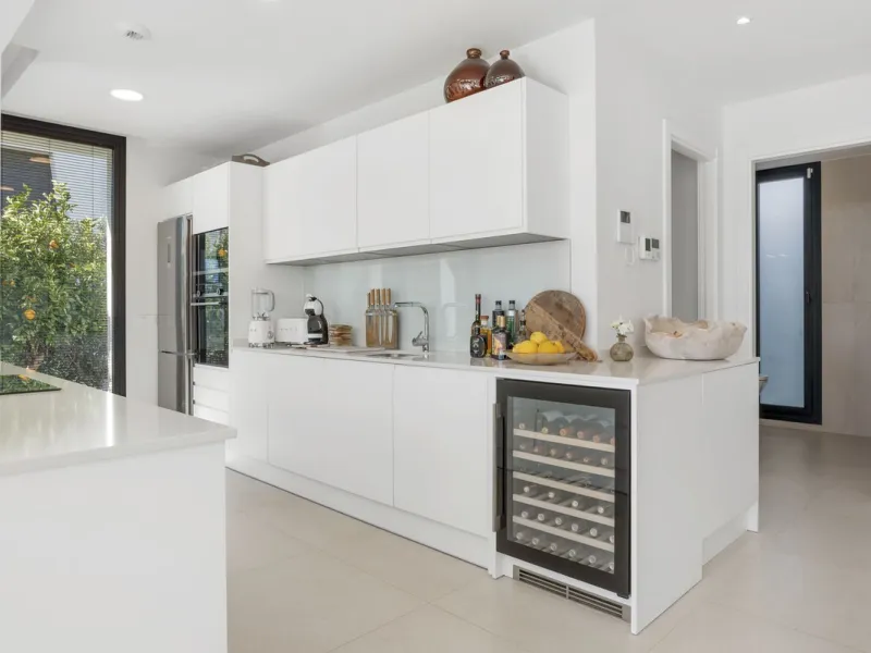 Contemporary and high-quality villa in La Duquesa, Manilva!