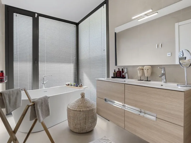 Contemporary and high-quality villa in La Duquesa, Manilva!