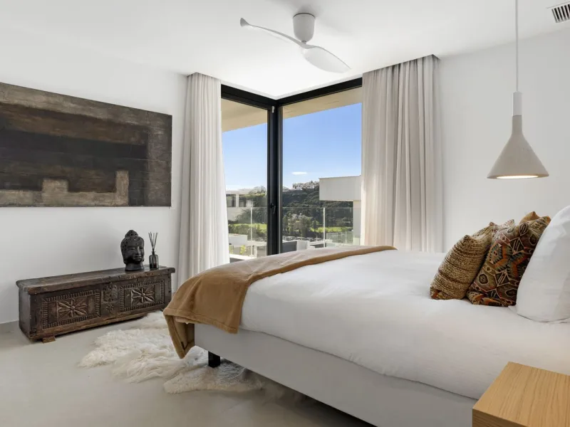 Contemporary and high-quality villa in La Duquesa, Manilva!
