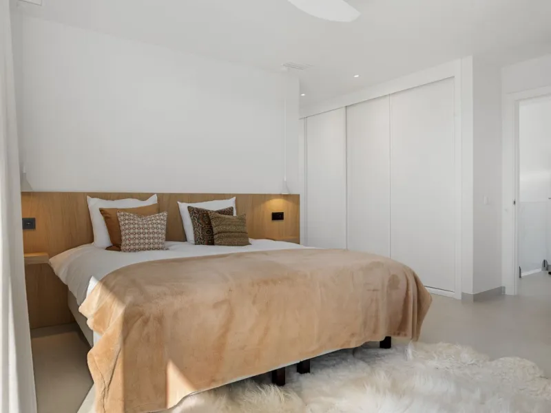 Contemporary and high-quality villa in La Duquesa, Manilva!