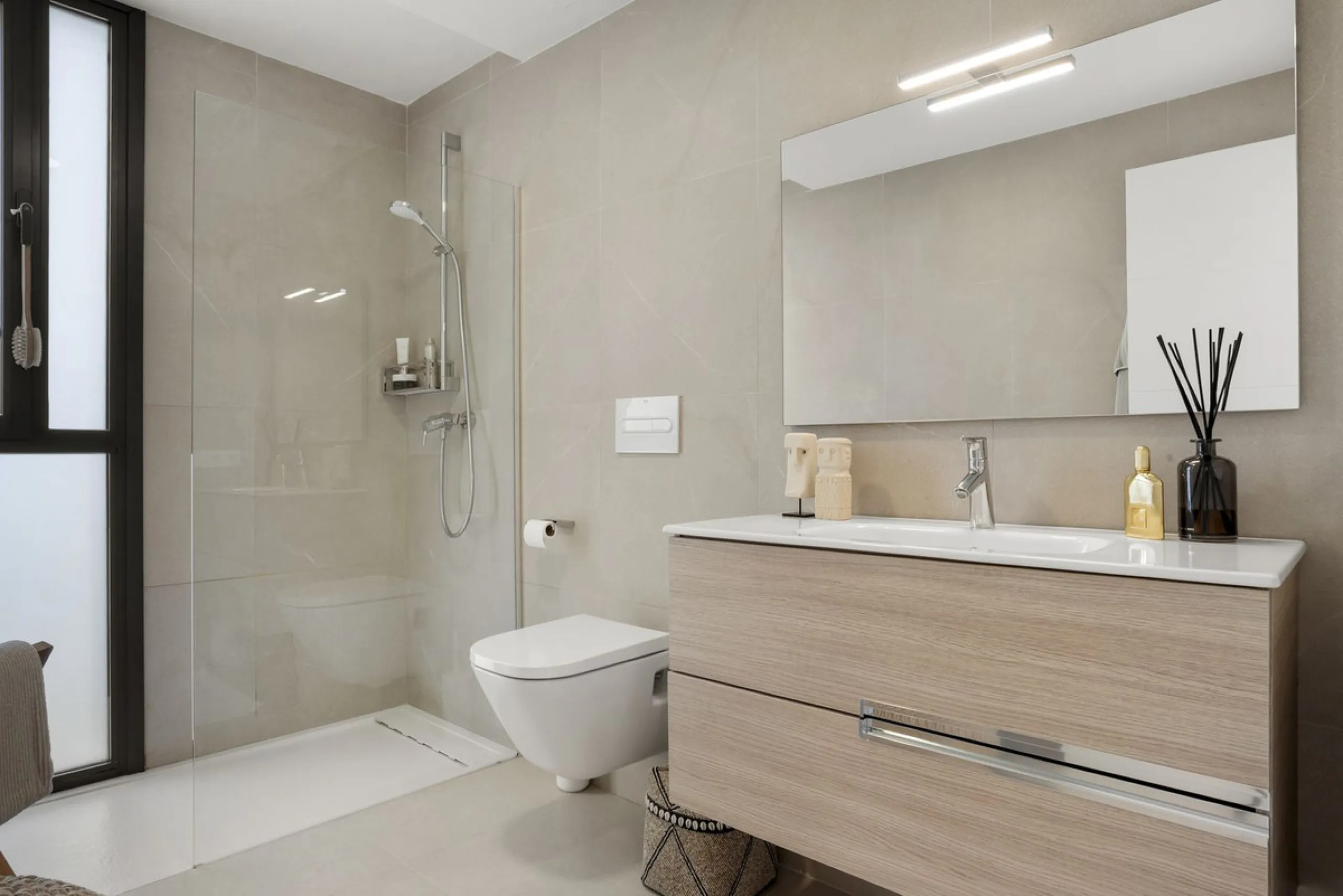 Contemporary and high-quality villa in La Duquesa, Manilva!