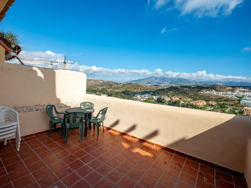 Apartment - Duplex в продаже в Mijas, Málaga. В доме 2 спален и 2 ванных комнат. Площадь дома 131 м²