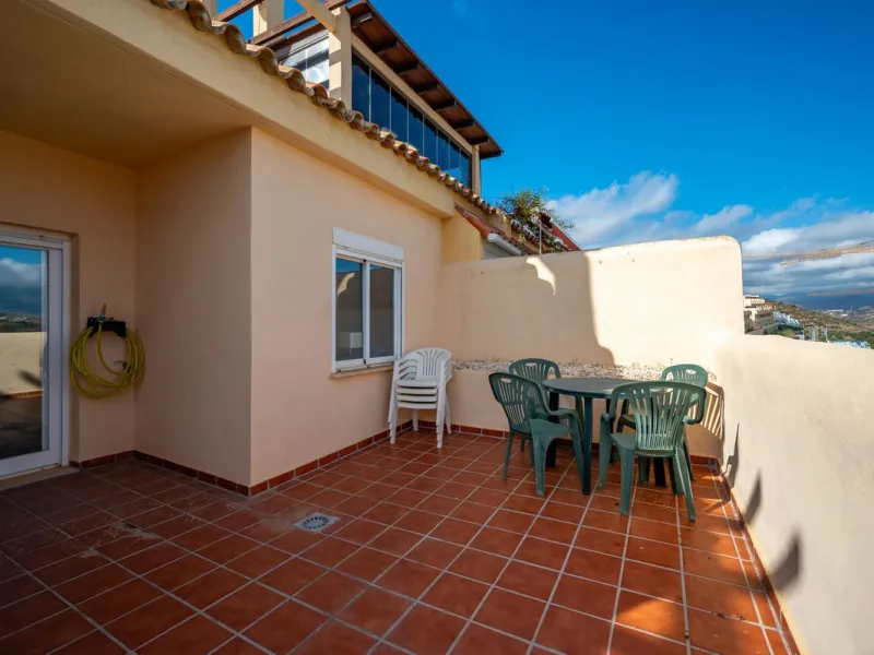 Apartment - Duplex в продаже в Mijas, Málaga. В доме 2 спален и 2 ванных комнат. Площадь дома 131 м²