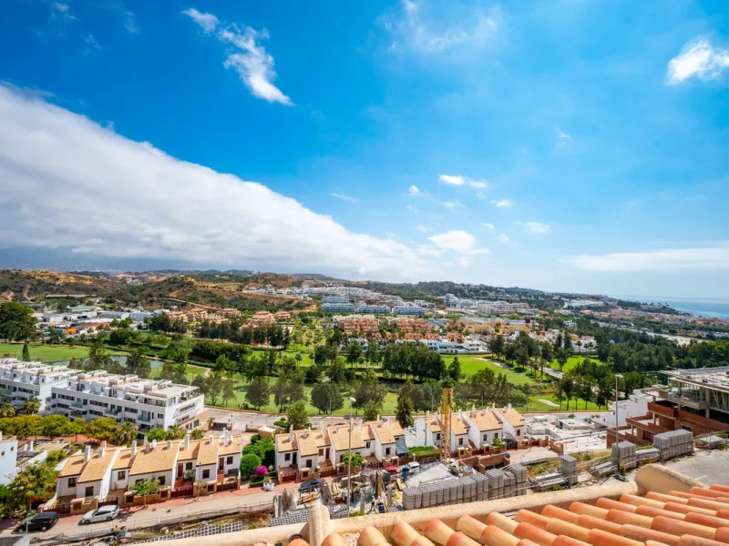 Apartment - Duplex в продаже в Mijas, Málaga. В доме 2 спален и 2 ванных комнат. Площадь дома 131 м²