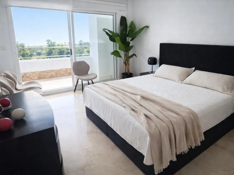 Apartment - Middle Floor Apartment в продаже в Marbella, Málaga. В доме 2 спален и 2 ванных комнат. Площадь дома 126 м²
