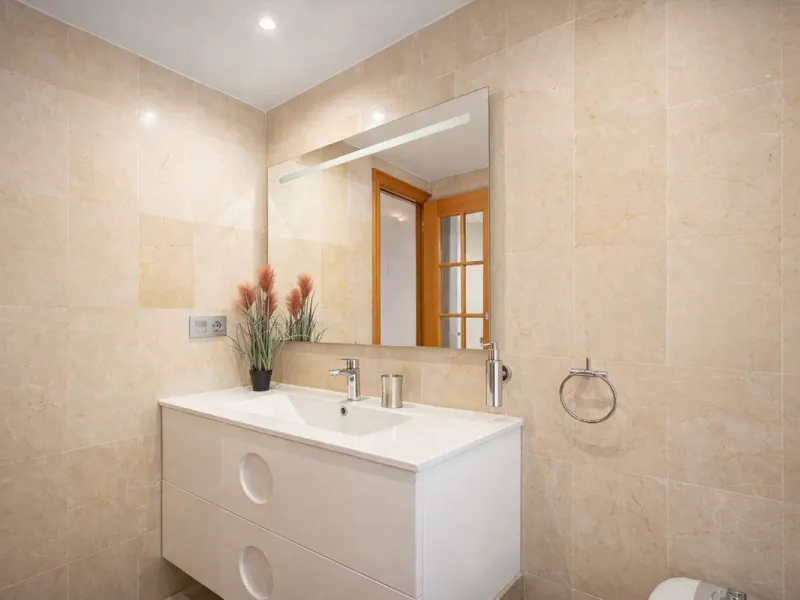 Apartment - Middle Floor Apartment в продаже в Marbella, Málaga. В доме 2 спален и 2 ванных комнат. Площадь дома 126 м²