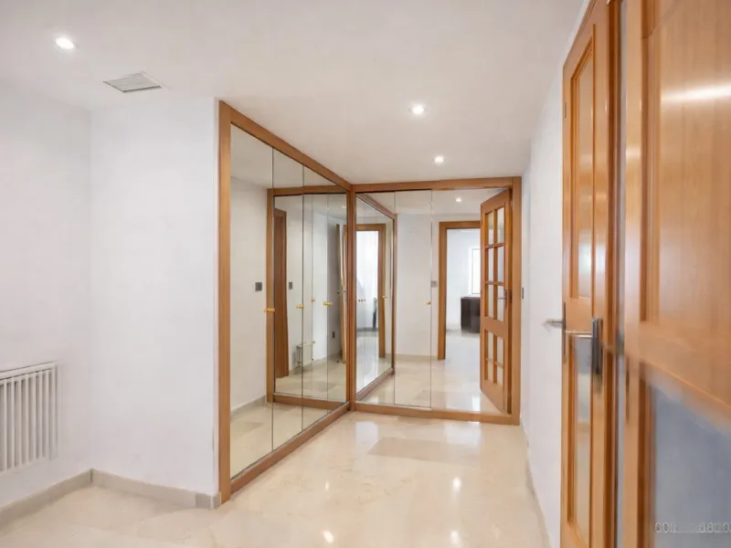 Apartment - Middle Floor Apartment в продаже в Marbella, Málaga. В доме 2 спален и 2 ванных комнат. Площадь дома 126 м²