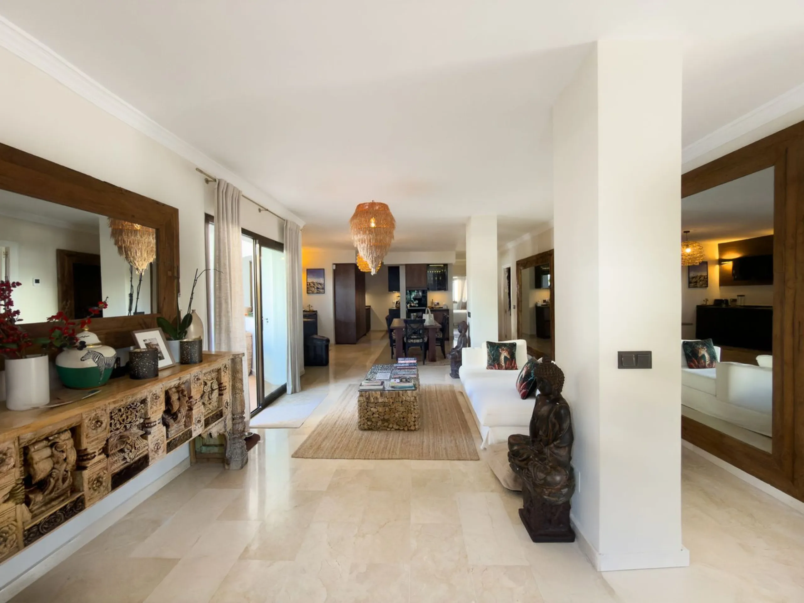 Beachfront Apartment for Sale in Golden Beach Marbella
