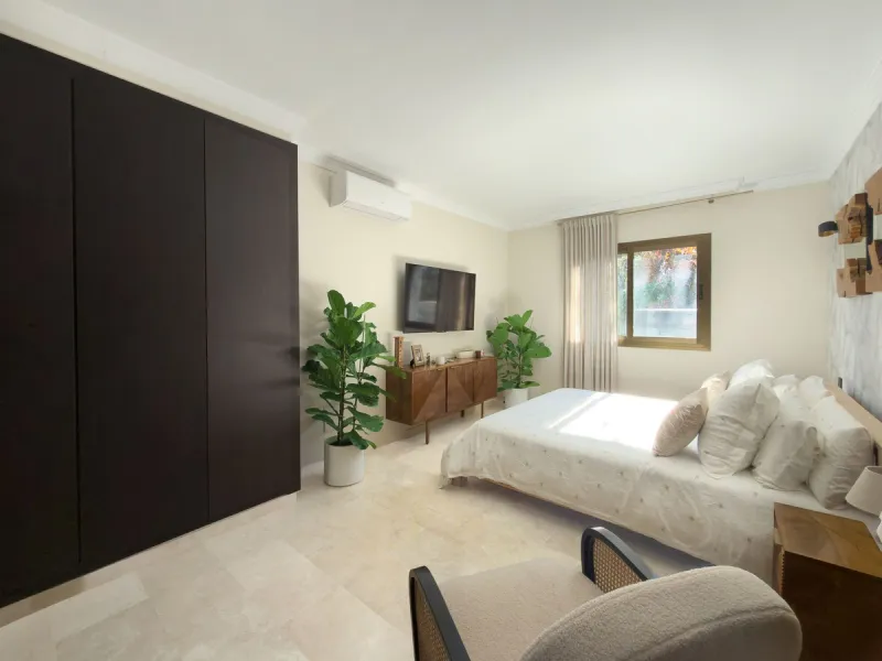 Beachfront Apartment for Sale in Golden Beach Marbella
