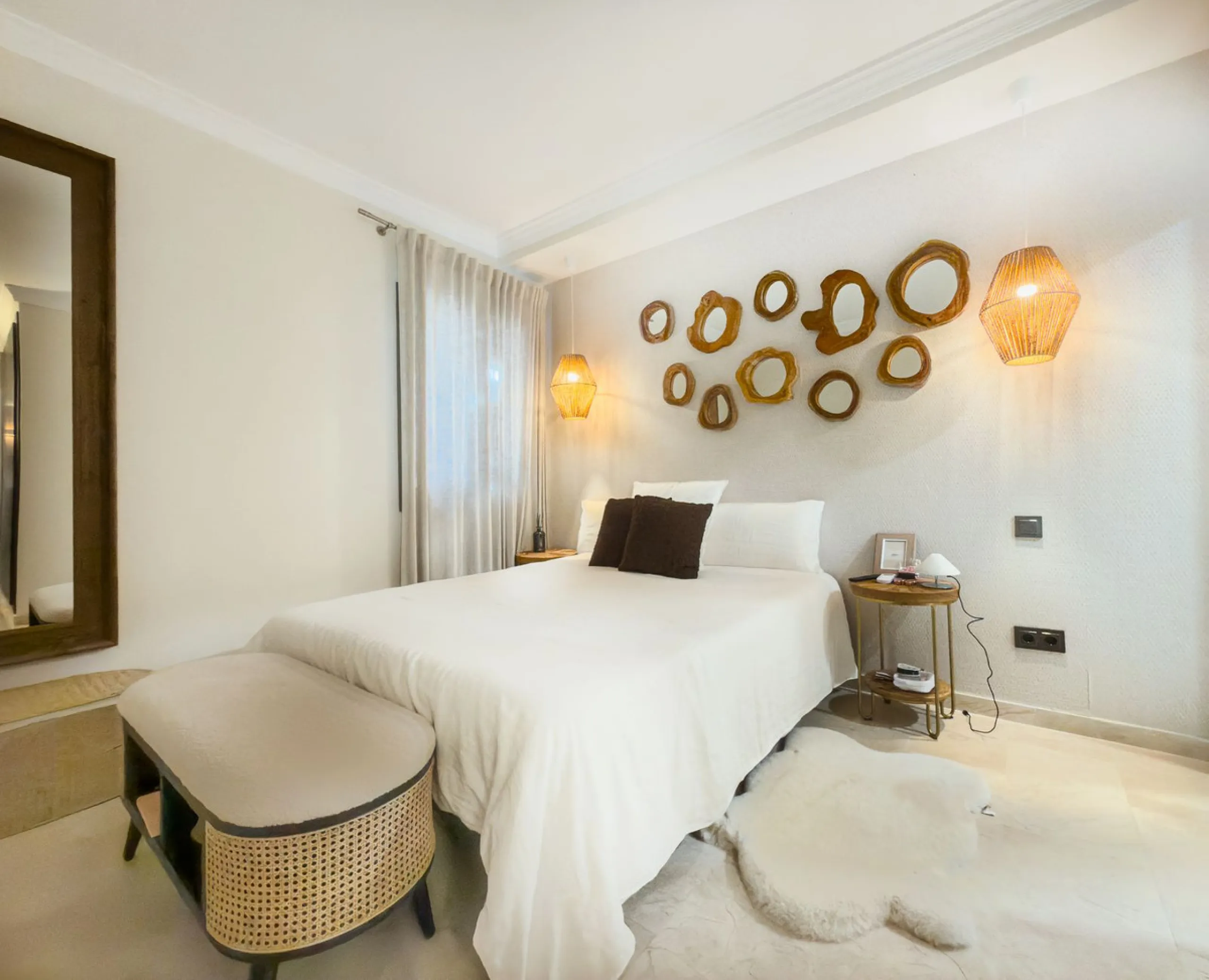 Beachfront Apartment for Sale in Golden Beach Marbella