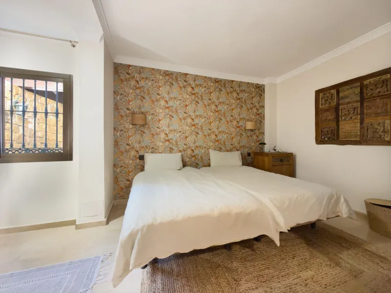 Beachfront Apartment for Sale in Golden Beach Marbella