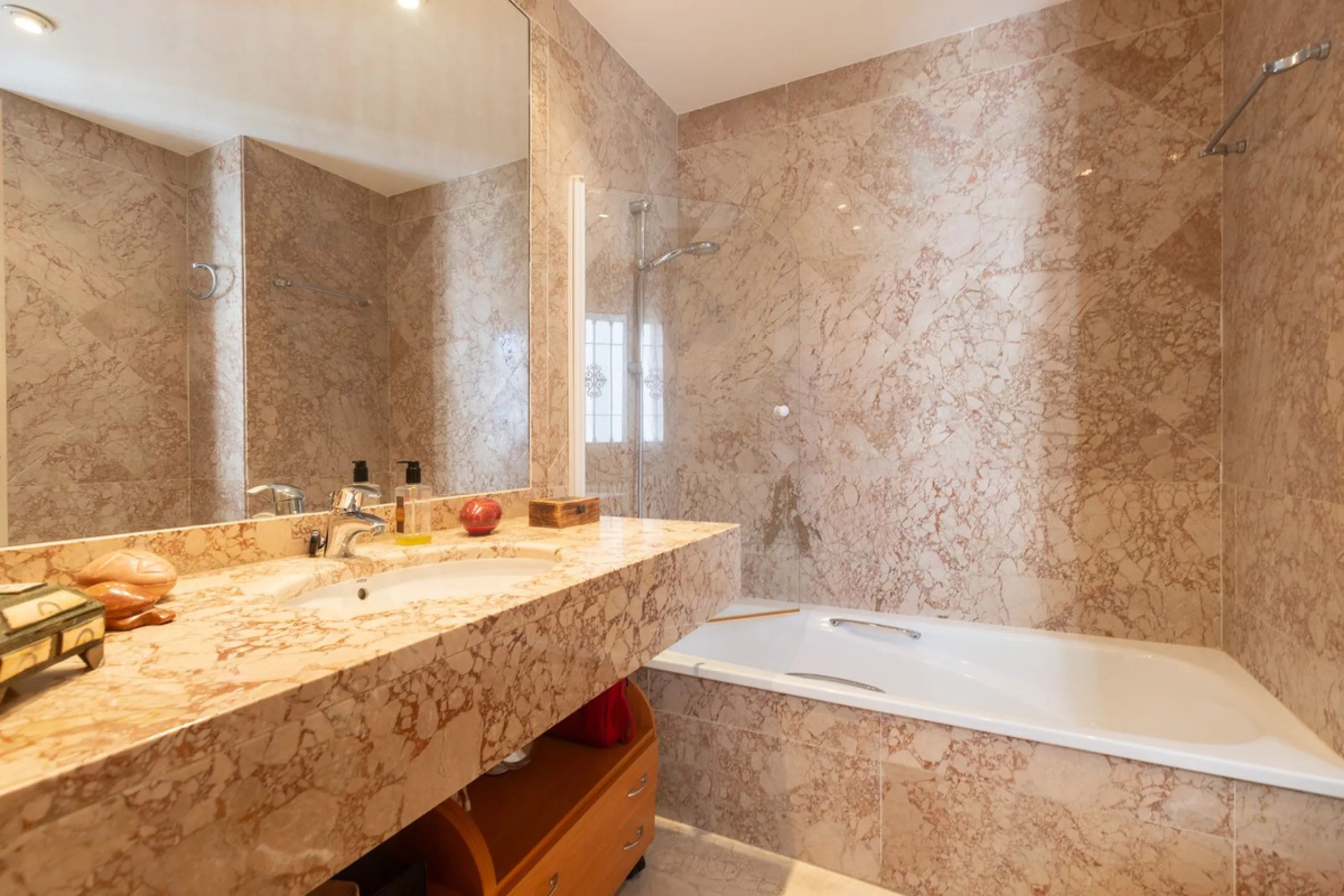 Spectacular townhouse in one of the best areas of Marbella (Don Miguel)
