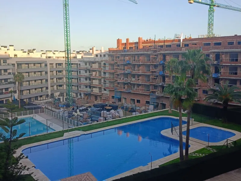 Apartment - Middle Floor Apartment в продаже в Mijas, Málaga. В доме 3 спален и 3 ванных комнат. Площадь дома 92 м²