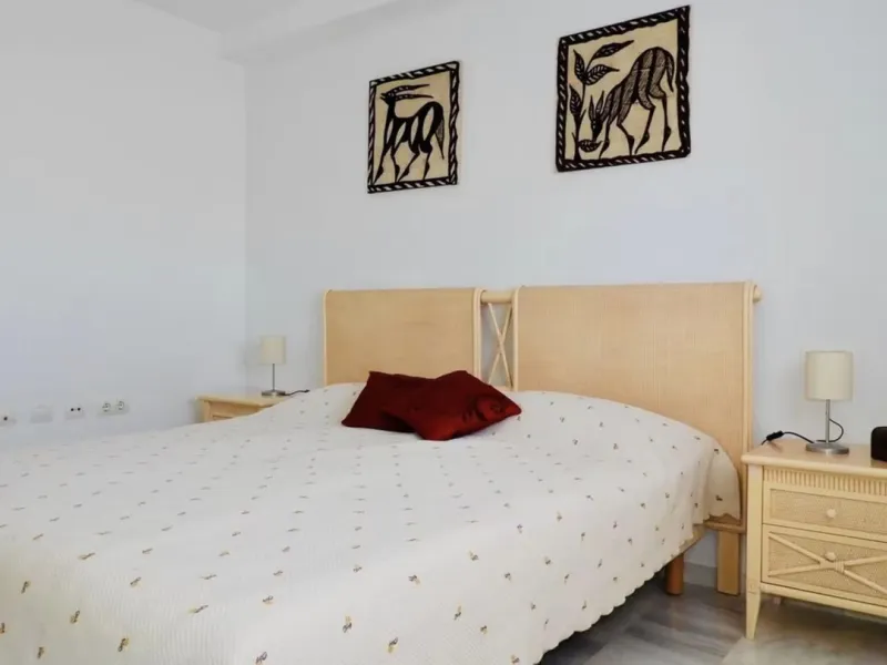 Apartment - Middle Floor Apartment в продаже в Mijas, Málaga. В доме 3 спален и 3 ванных комнат. Площадь дома 92 м²