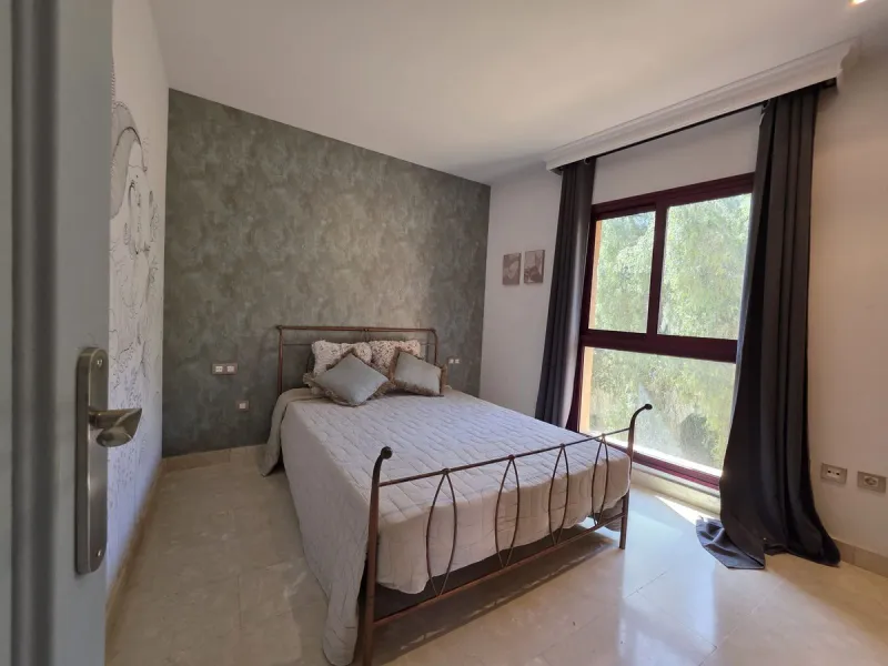Corner Duplex Penthouse with 70 m² Solarium next to Villa Padierna – Jardines del Albaicín
