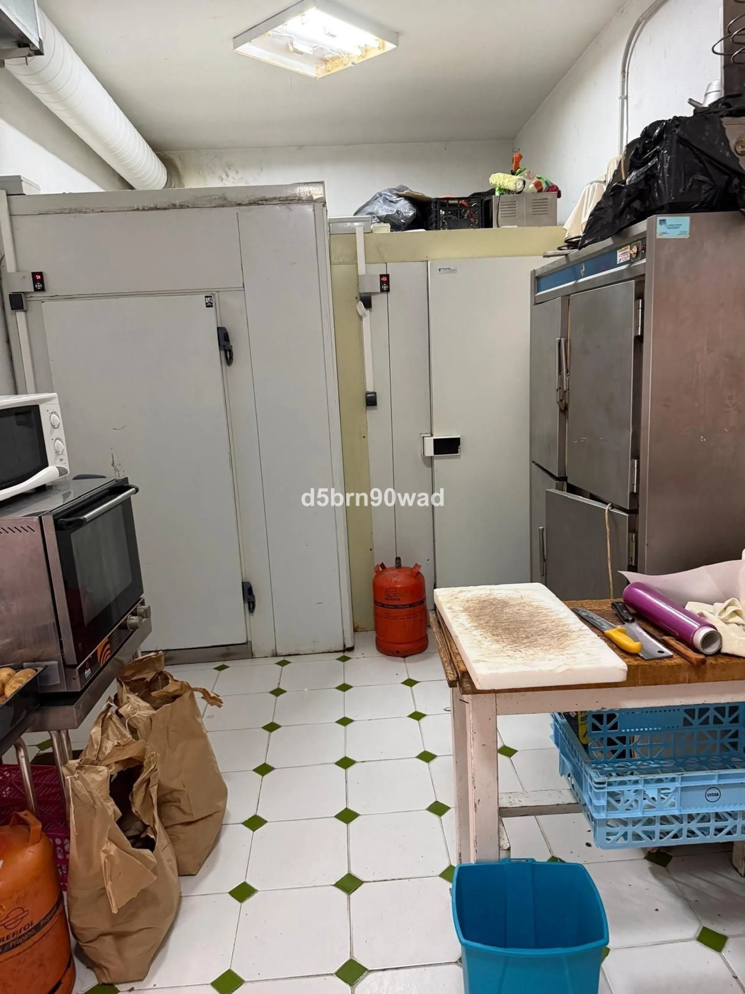EXCLUSIVE RESTAURANT TRANSFER – PRIME LOCATION