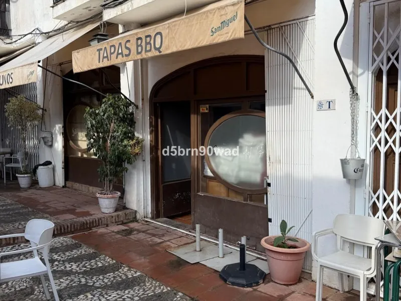 EXCLUSIVE RESTAURANT TRANSFER – PRIME LOCATION