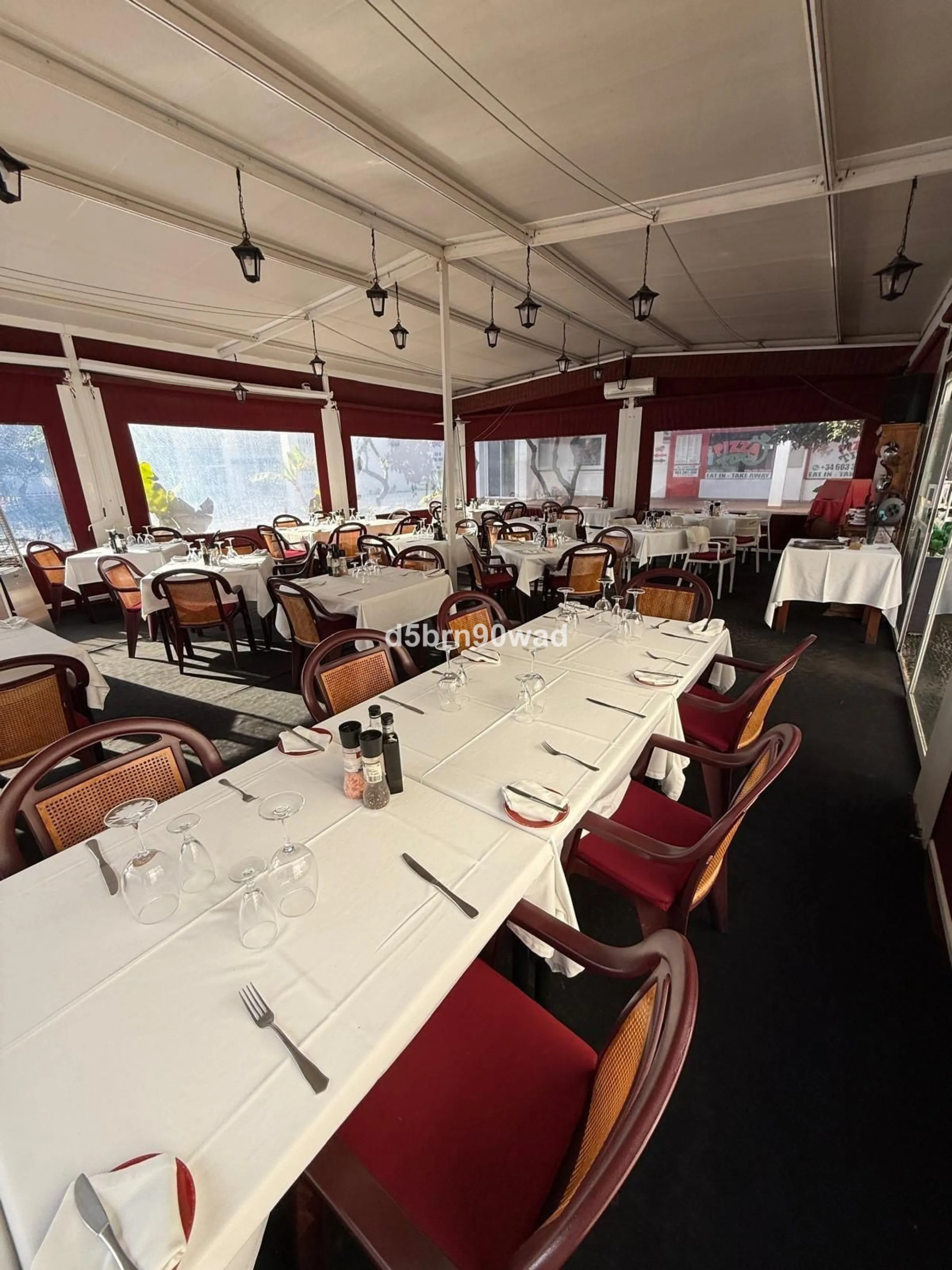 EXCLUSIVE RESTAURANT TRANSFER – PRIME LOCATION